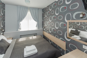 двухместный номер стандарт с двуспальной кроватью в гостинице Sky Hotel